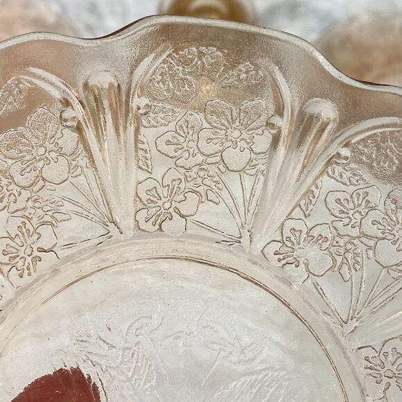 Jeanette Glass Vintage Saucer Plates Set of 5 Depression Glass Cherry Blossom - Picture 3 of 6